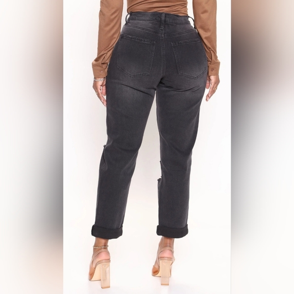 ***SOLD***Fashion Nova Boyfriend Jeans - Picture 2 of 6